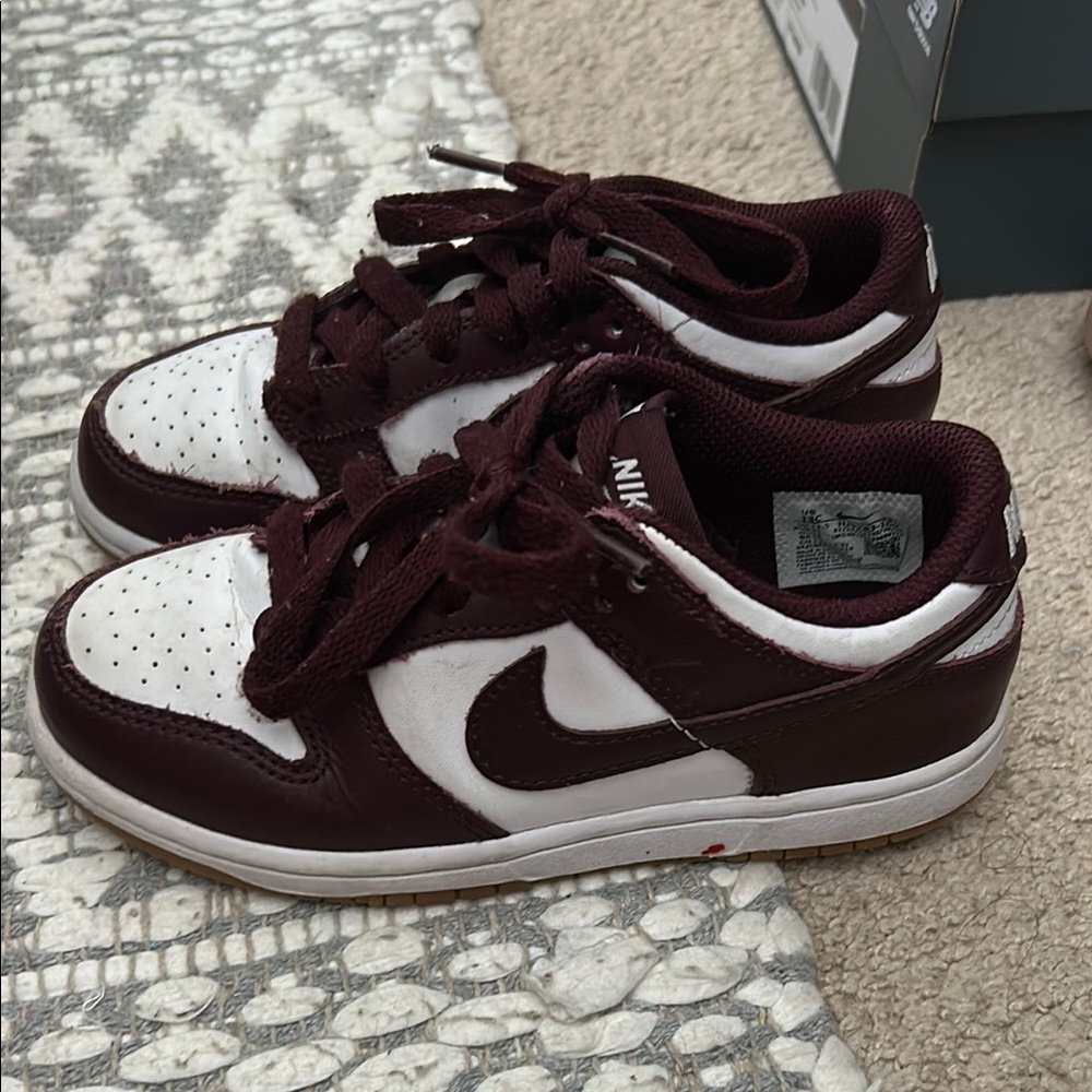 Nike Brown and White Sneakers Classic Design